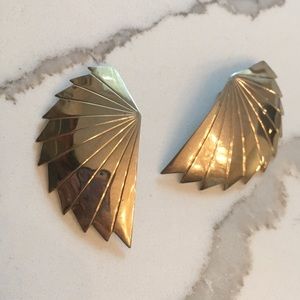 VTG Gold Tone Fan Half Circle shape 80s Earrings